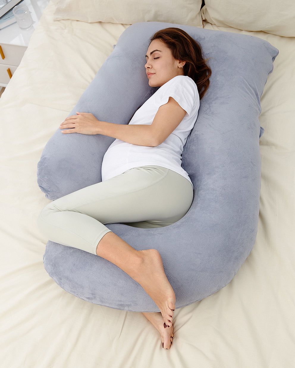 momcozy-huggable-u-f-rmiges-schwangerschaftskissen image 3